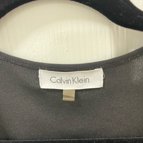 Calvin Klein - Picture 4 of 4